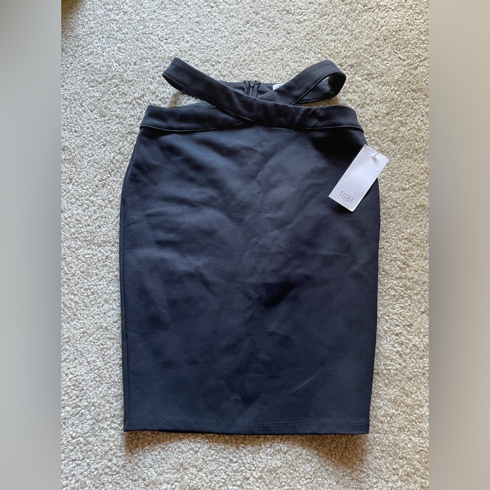 Tobi skirt size small new with tags
